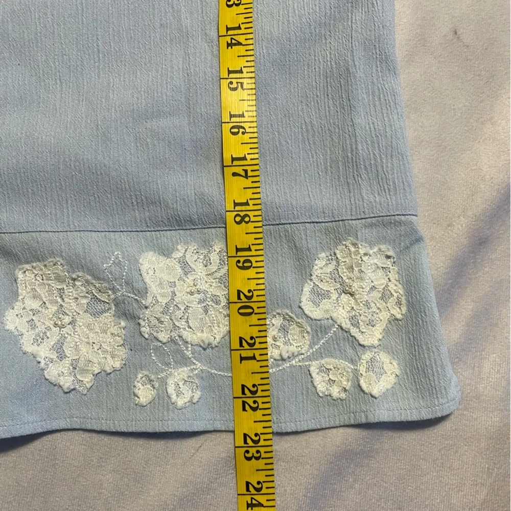 Vintage blue bunny womens size medium/large button down blouse - Picture 3 of 7